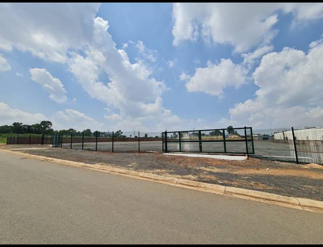 12,082M² VACANT LAND TO LET IN DENVER